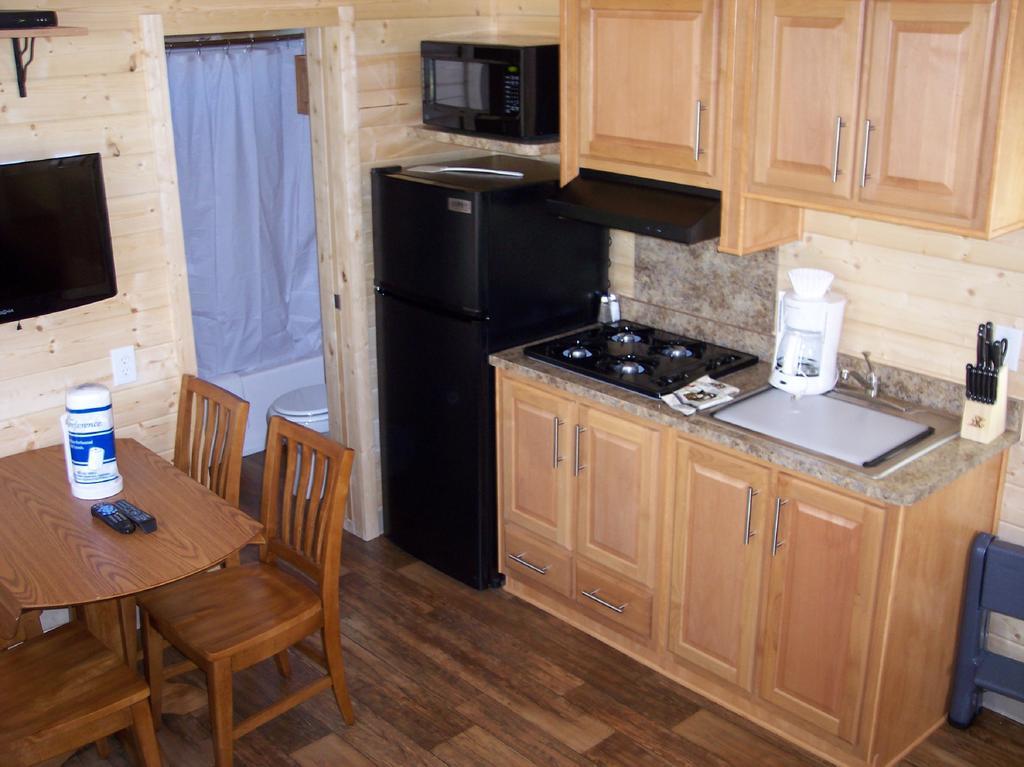 Russian River Camping Resort Cottage 7 Cloverdale Dış mekan fotoğraf